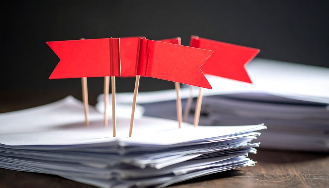 5 Red Flags to Watch for When Hiring Eyecare Professionals